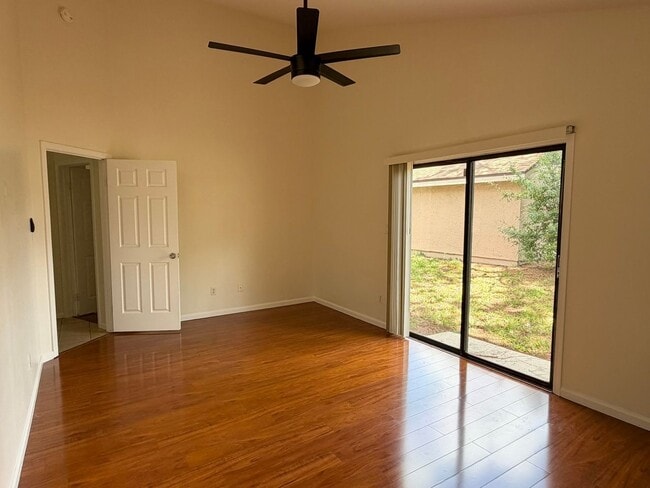 Building Photo - 7386 Spring Villas Cir
