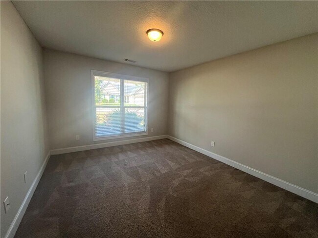 Building Photo - 707 River Mist Cir