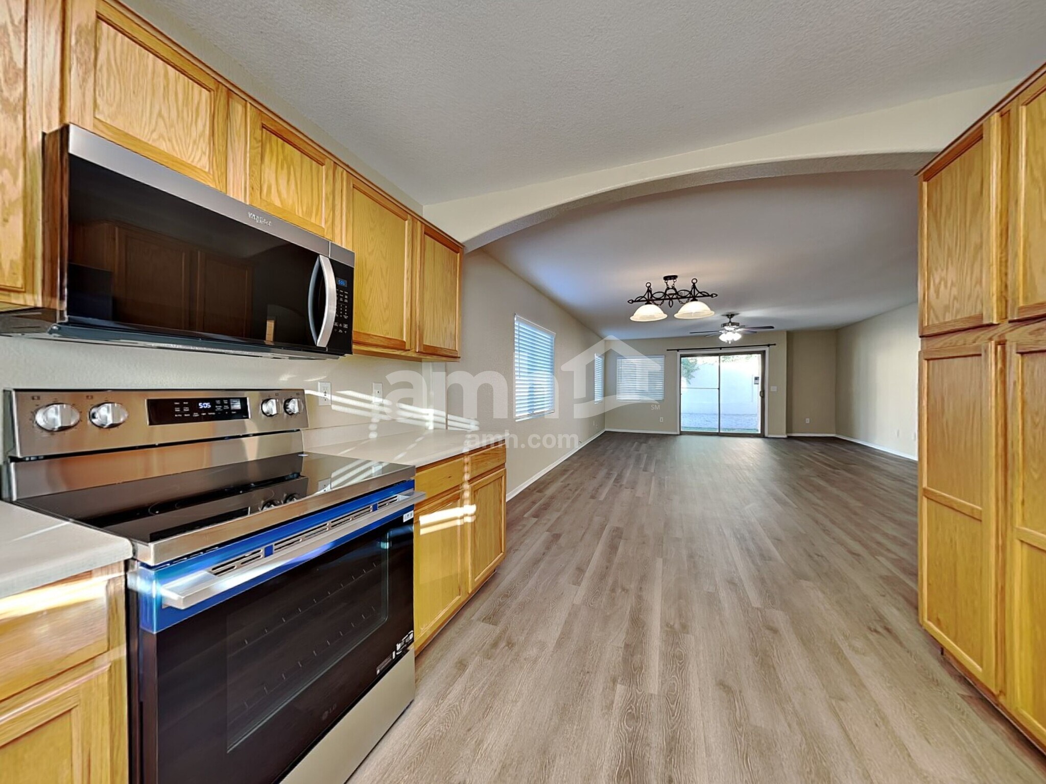 Building Photo - 2605 S Devonna Ln