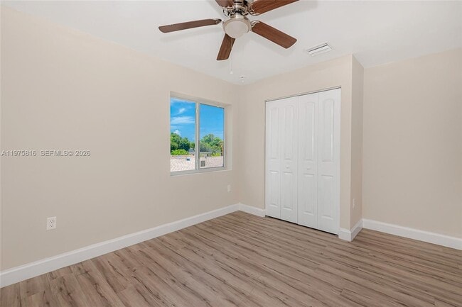 Building Photo - 813 NW 3rd Ave