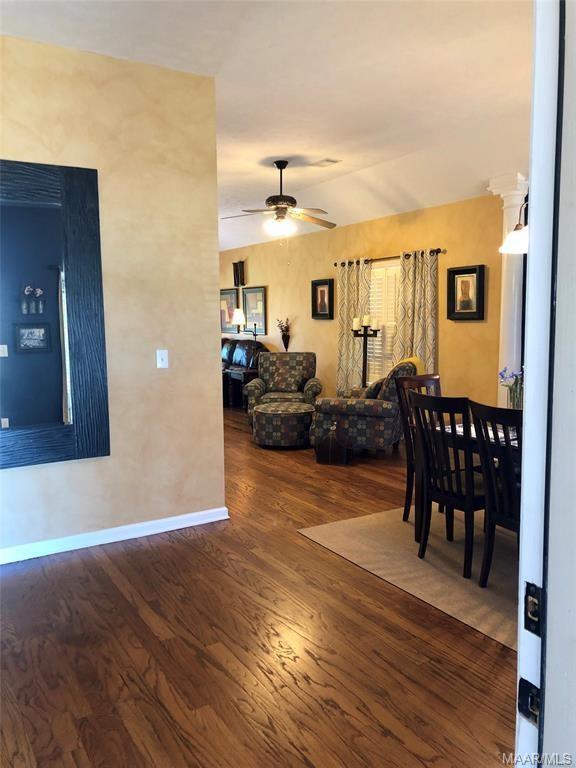 Building Photo - 9225 Harrington Cir