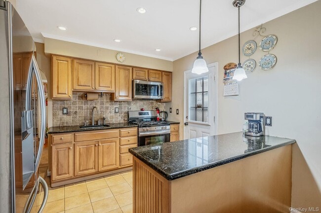 Building Photo - 58 N Rockaway Ave