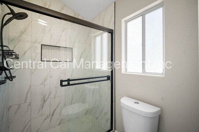 Building Photo - 5029 Trabuco Canyon Dr