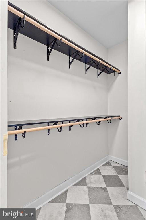 Building Photo - 2206 Green Ginger Cir