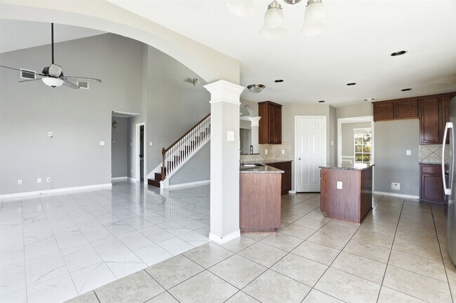 Building Photo - 6802 Claire Brook Dr