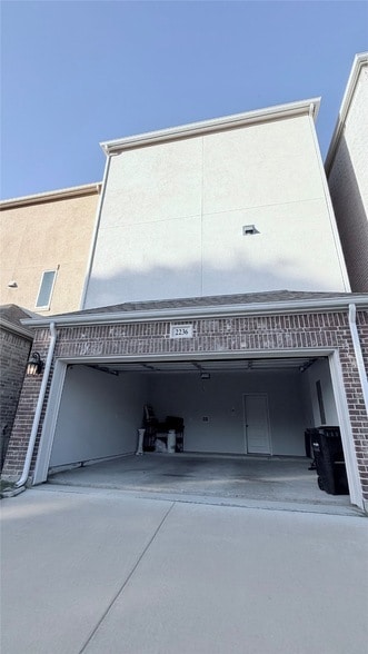 Building Photo - 2236 Palomino St