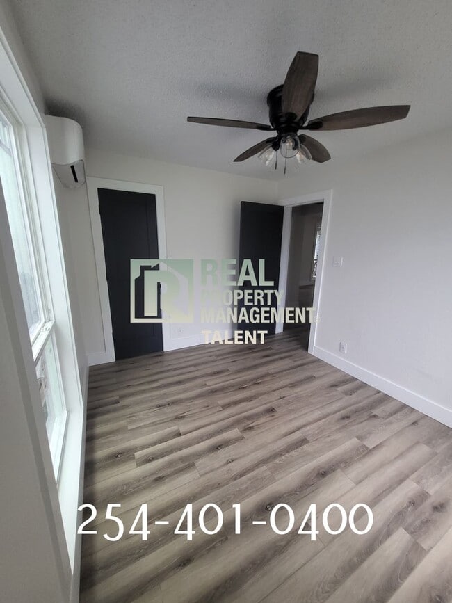 Building Photo - Coming in JULY!! Newly Remodeled 3-Bedroom...