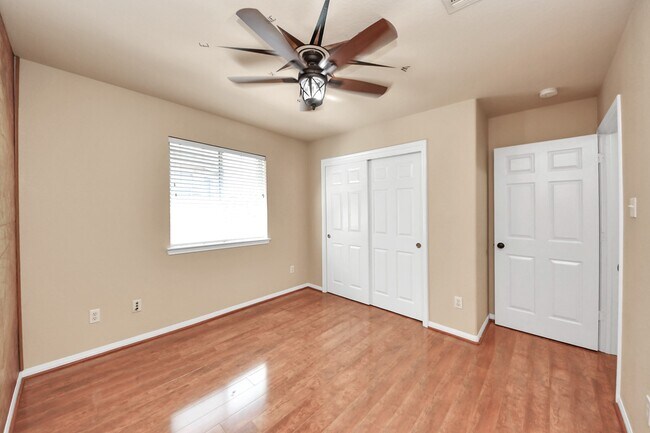 Building Photo - 19123 Center Park Dr