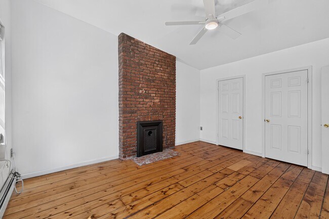 Building Photo - 98 Mercer St