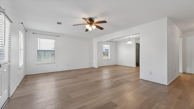 Building Photo - 9747 Gulfstream