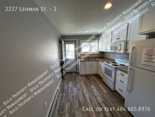 Building Photo - 2237 Lehman St