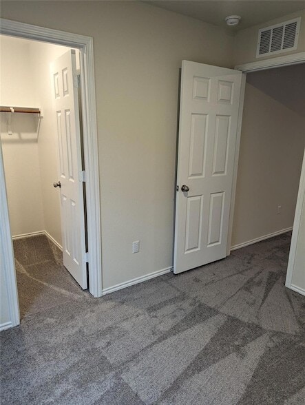 Building Photo - 98 Pacific Loon St