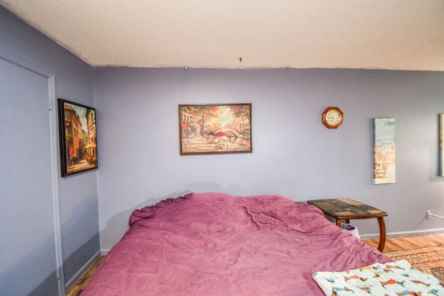 Building Photo - 2904 W 33rd St