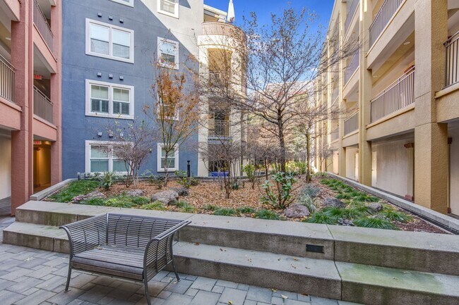 Building Photo - Luxury 2-Bedroom Monte Vista Condo with Downtown Views & Monthly House Cleaning Included