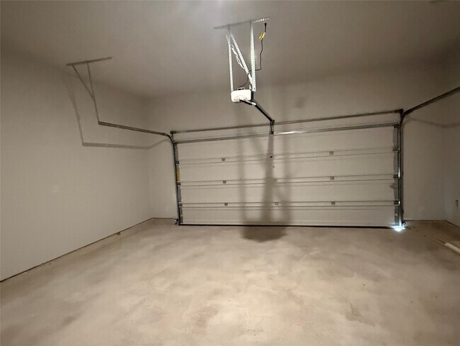 Building Photo - 12510 Costal Bnd Wy