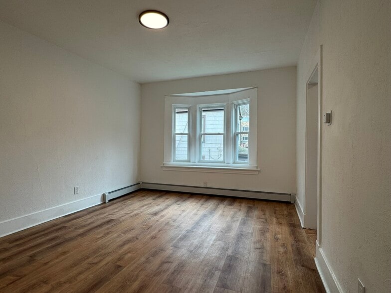 Building Photo - 21 Howard St