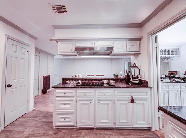 Building Photo - 14226 Woodnook Dr