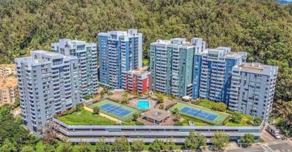 Building Photo - 555 Pierce St