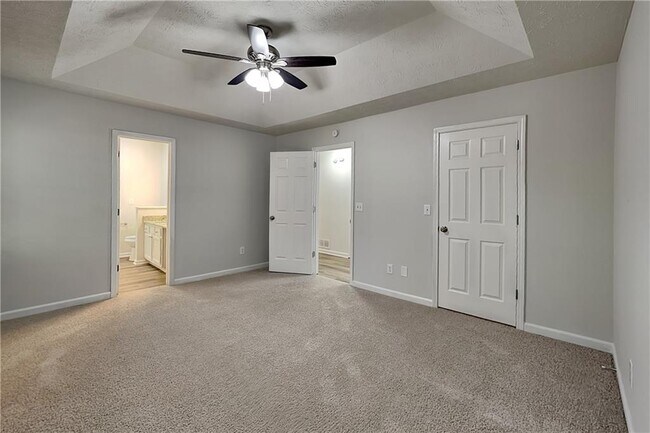Building Photo - 123 Burton Dr