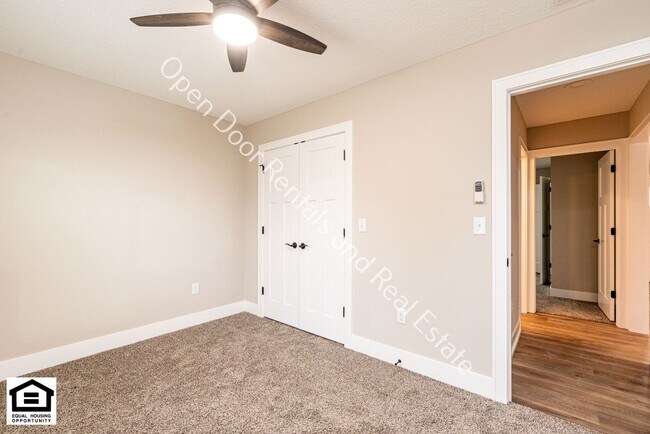 Building Photo - 10545 Old Leo Rd