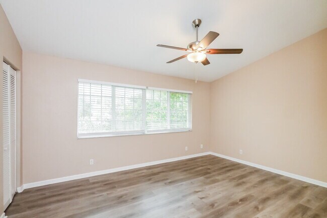 Building Photo - 8984 NW 38th Dr