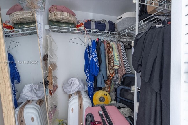 Building Photo - 3411 Indian Creek Dr