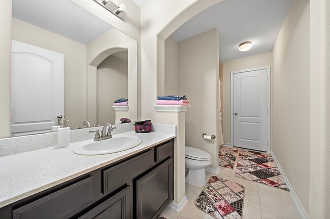 Building Photo - 3627 Grand Prom