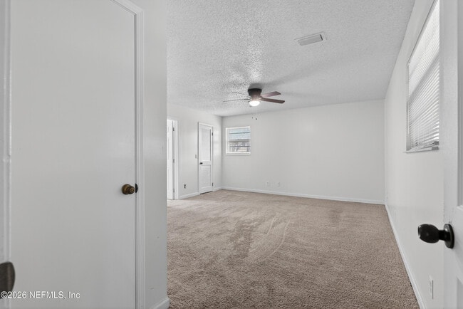 Building Photo - 217 Quince Ct