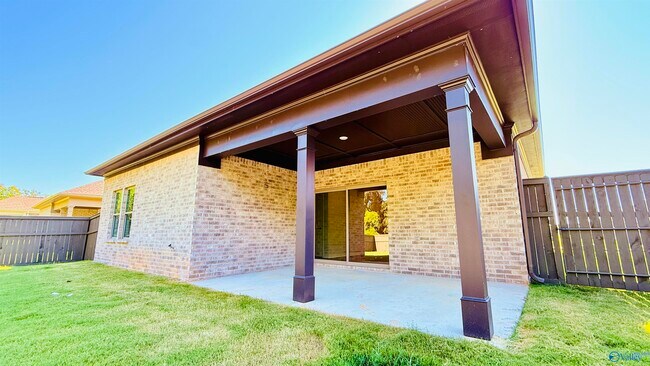 Building Photo - 220 Waylan Rdg Ln