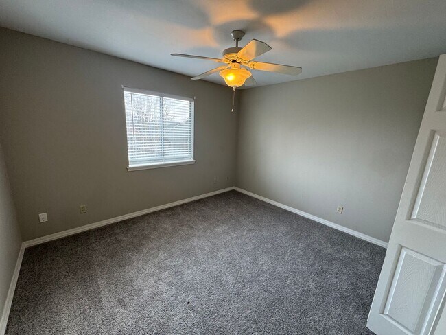 Building Photo - Gorgeous South Shreveport 3 Bedroom