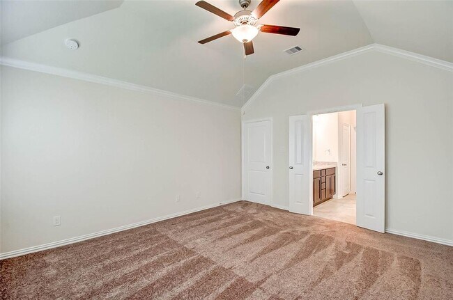 Building Photo - 2218 Pumpkin Patch Ln