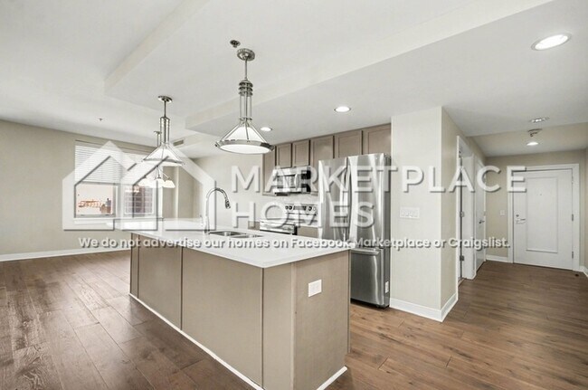 Building Photo - 525 W Lafayette Blvd