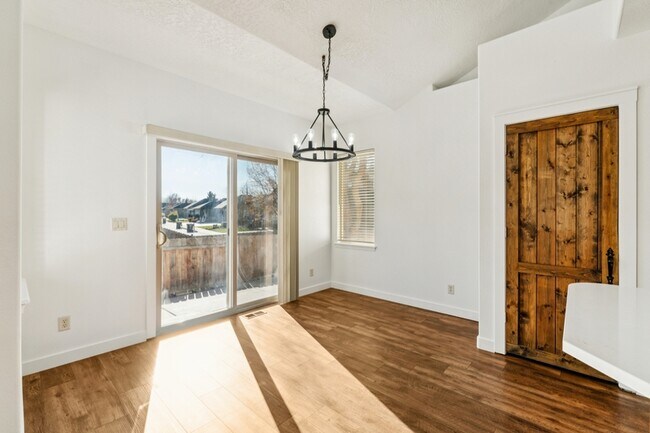 Building Photo - 1661 W Puzzle Crk Ct