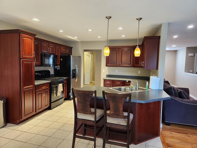 Building Photo - 8355 Nates Ln