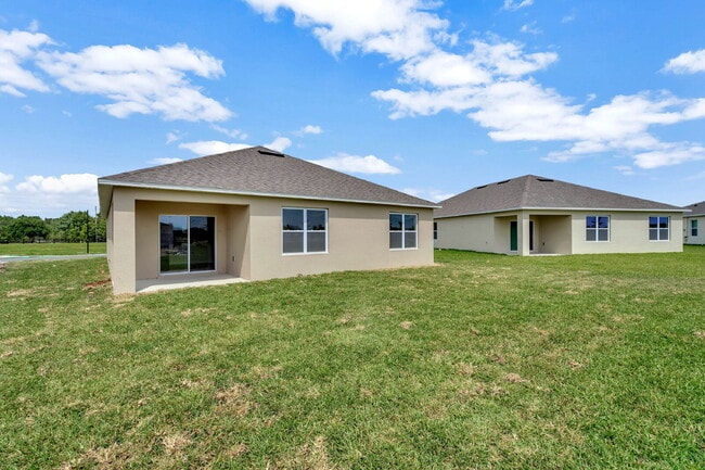 Building Photo - 4 bedrooms and 2 bathrooms, the spacious 1,828 sq ft home features an open concept with a 2 car g...
