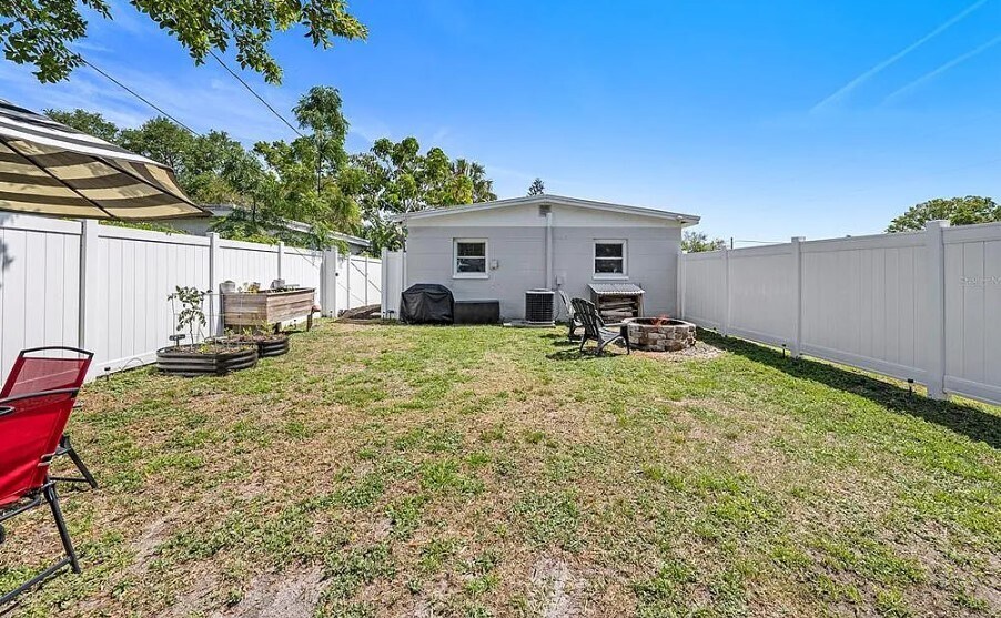 Back/side yard #1: fully fenced - 7401 35th Ave N