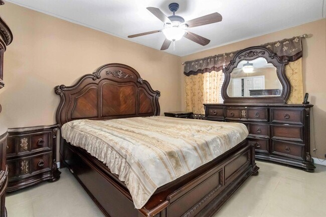 Building Photo - 185 Wading Bird Cir SW