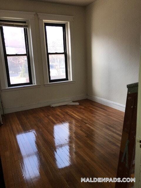 Building Photo - 17-19-19 Washington St S