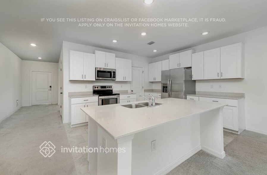 Building Photo - 4288 Palatina Way