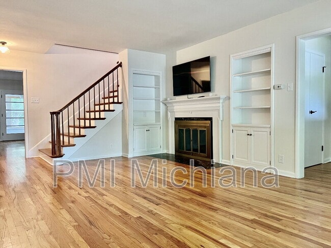 Building Photo - 510 E Pokagon St