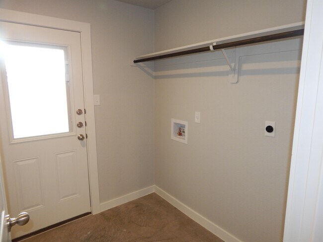 Building Photo - 1415 Shoshoni Trail