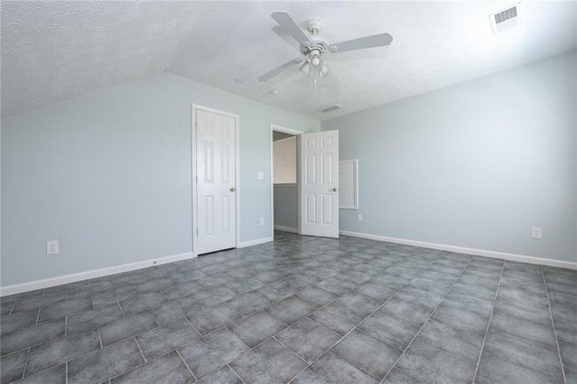 Building Photo - 3690 Manor Ct SW