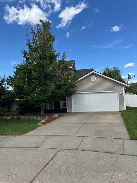 Building Photo - 499 E Dragonfly Dr