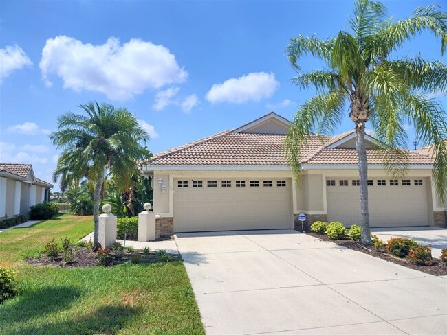 Building Photo - Seasonal Short-Term Rental in Pelican Pointe and Country Club Community!
