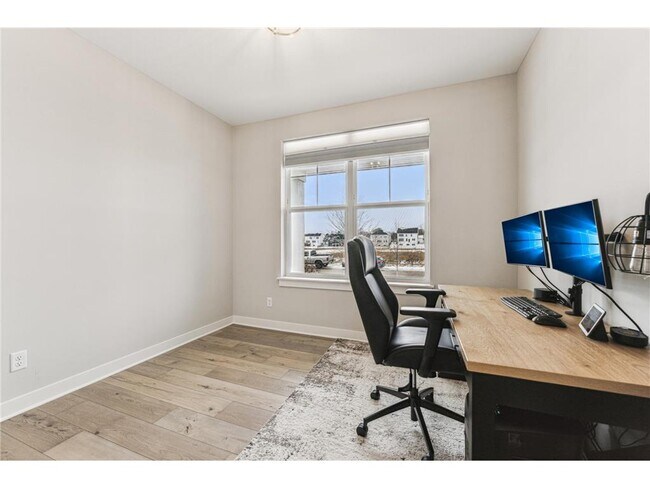 Building Photo - 7872 Jade Ln