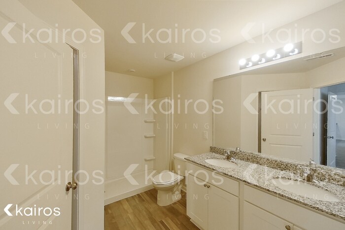 Building Photo - 207 Kyle's Dr