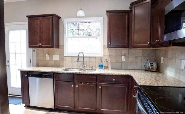Building Photo - 1246 Brickyard Dr