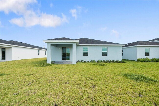 Building Photo - 3526 Angler Dr