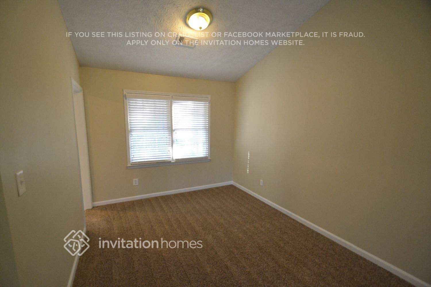 Building Photo - 211 Johnstons Way