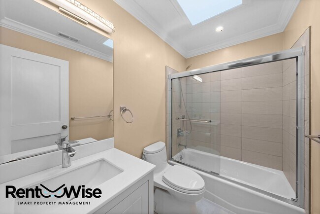 Building Photo - 74 Farview Ct